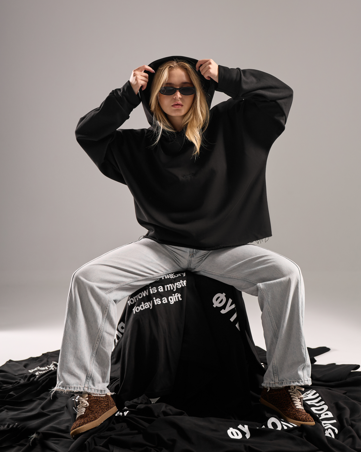 "ABSURD" cropped hoodie